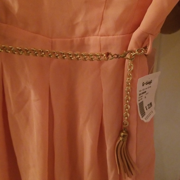 Peachy ROMPER 🍑😍🍑 - Picture 2 of 2